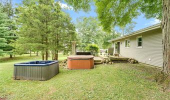 6009 Bole Dr, Andover, OH 44003