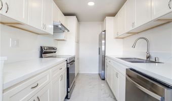 5414 Newcastle Ave 8, Encino, CA 91316