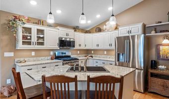 135 Bethesda St NW, Alexandria, MN 56308