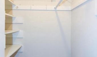 3302 WOODBURN VILLAGE Dr 23, Annandale, VA 22003