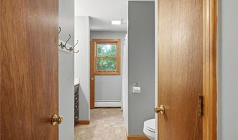3870 Diamond Hill Rd, Cumberland, RI 02864