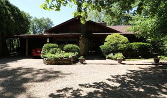 714 Edgewood Dr, Batesville, IN 47006