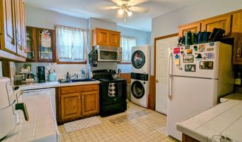 68 Garfield Ave, Danbury, CT 06810