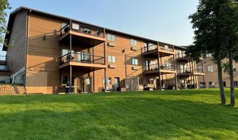 80 Twin Oaks Shr 33 & 35, Bottineau, ND 58318