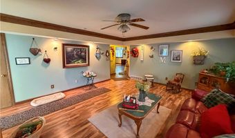 425 Southward Dr, Austintown, OH 44515