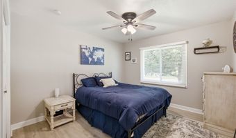 602 NW Greenwood St, Ankeny, IA 50023