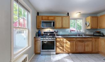 232 Lake St, Auburn, ME 04210