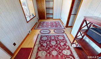 137 Brook St, Bristol, CT 06010