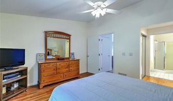 101 Cardinal Dr, North Kingstown, RI 02852