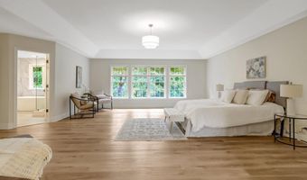 3905 COOK St, Alexandria, VA 22311