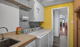 8929 Central Rd, Apple Valley, CA 92308