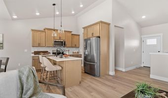 512 HORSESHOE Rd, Burns, WY 82053