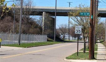 2357 19th St SW, Akron, OH 44314