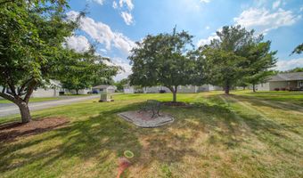 2503 Lakewood Dr, Adrian, MI 49221