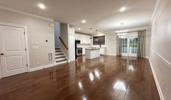 50 Lawrence Ave 50, Danbury, CT 06810