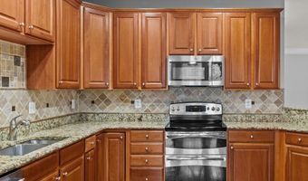 1509 FERAL DAE Ln 102, Annapolis, MD 21409