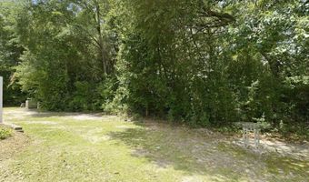 906 Cedar Ct, Aberdeen, NC 28315