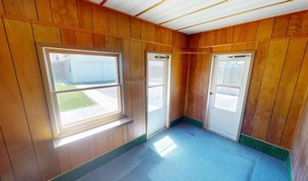 406 Giles Pl, Albert Lea, MN 56007