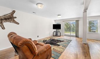 2024 SUMMIT VALLEY Q Rd, Addy, WA 99101