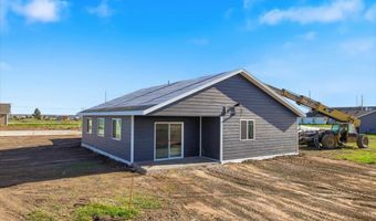 10889 Eagle Ct, Belle Fourche, SD 57717