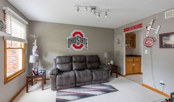 7721 Donegal Dr, Indianapolis, IN 46217