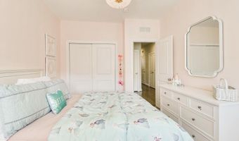 1318 S QUINN St, Arlington, VA 22204