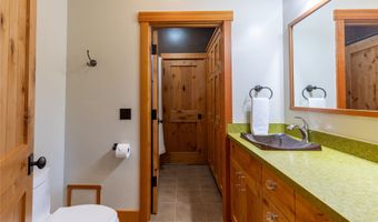 32220 Tamarack Dr, Bigfork, MT 59911