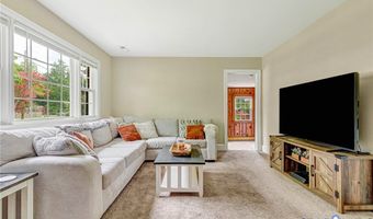 12352 Lees Ln, Ashland, VA 23005