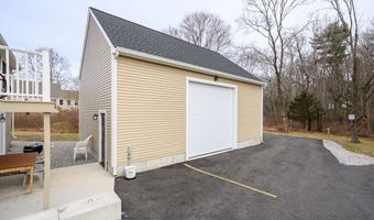 1065 Bedford St, Abington, MA 02351