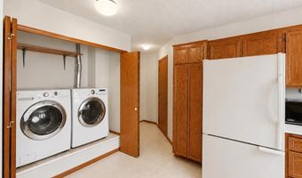 14381 Glenda Dr, Apple Valley, MN 55124