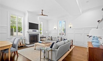50 School St 1, Newport, RI 02840