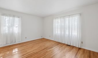 58 Hunters Ln, Batesville, IN 47006