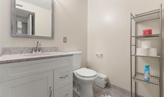 2511 SE 18th Ct, Des Moines, IA 50320