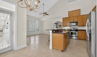 123 Aberdeen Pond Dr, Apollo Beach, FL 33572