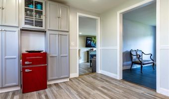 43 Deerfield Dr, Warwick, RI 02886