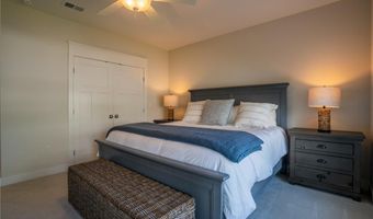 1038 Lake Viking Ter, Altamont, MO 64620
