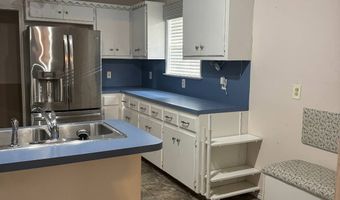 305 NW 3rd St, Antlers, OK 74523