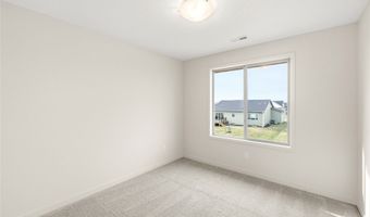 722 NE Crossing Oaks Dr, Ankeny, IA 50021