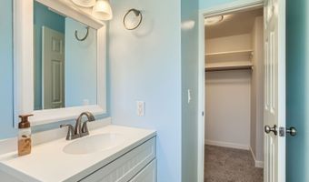 16305 SE STERLING Cir, Milwaukie, OR 97267