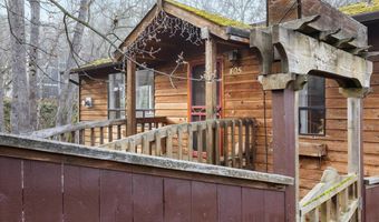 405 Wrights Creek Dr, Ashland, OR 97520