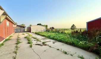 26855 SW 89th Rd, Beatrice, NE 68310