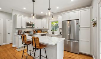 25 Ross Ave, Coventry, CT 06238
