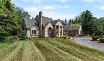 2086 Valleyview Dr, Ann Arbor, MI 48105