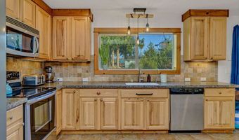 101 S Quadrant St, Rockaway Beach, OR 97136