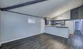8465 Bluff Rd, Indianapolis, IN 46217