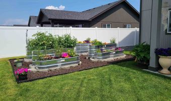 204 S Lawson St, Airway Heights, WA 99001