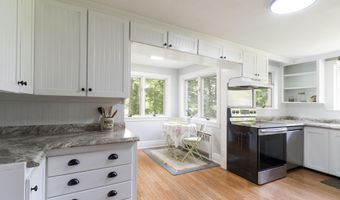 10 Blaine Ave, Augusta, ME 04330