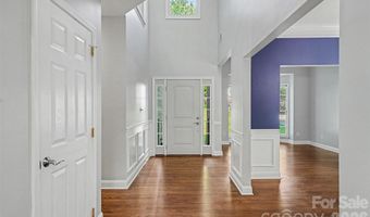 1926 Dunhill Dr, Charlotte, NC 28205