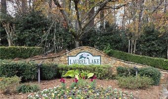 3061 Cypress Cv, Ball Ground, GA 30107