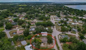 208 LAKE DALE Dr, Auburndale, FL 33823